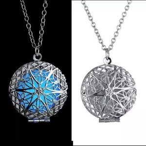 Magic Glow In The Dark Pendant Necklace BLUE Gift